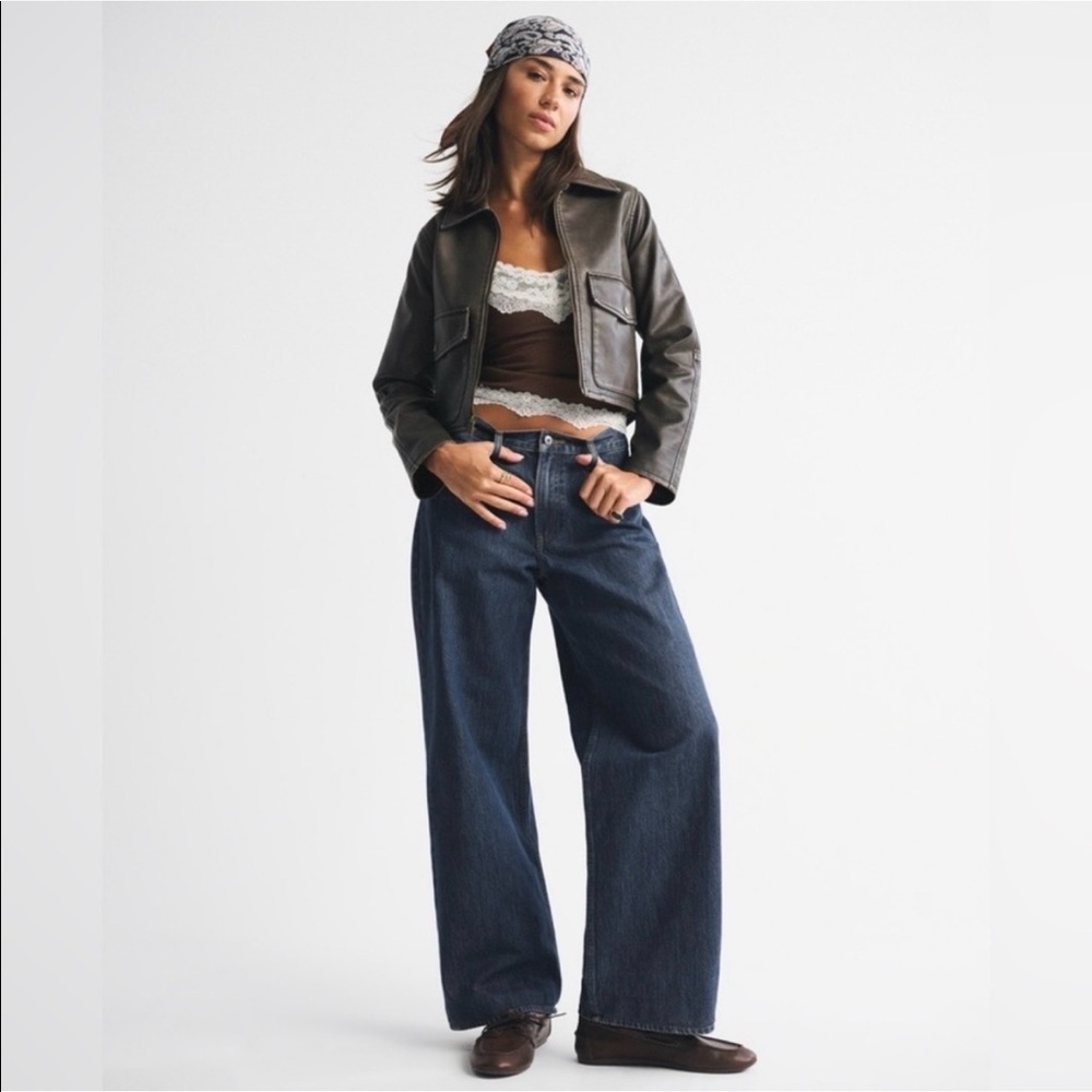Abercrombie Low Rise Ultra Loose Jeans